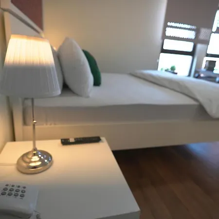 Hotel Pertevniyal Aziziye *