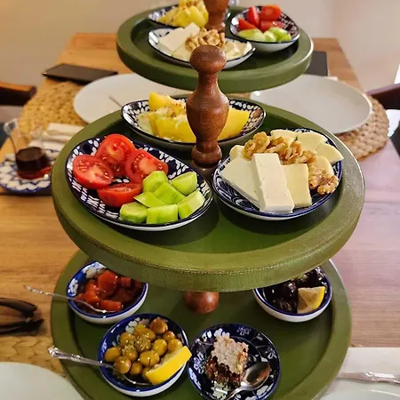 Pertevniyal Aziziye 3*